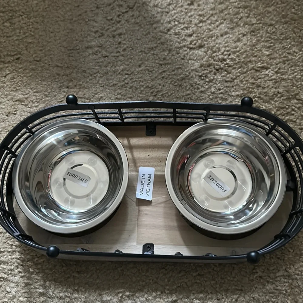 Pet bowls with stand